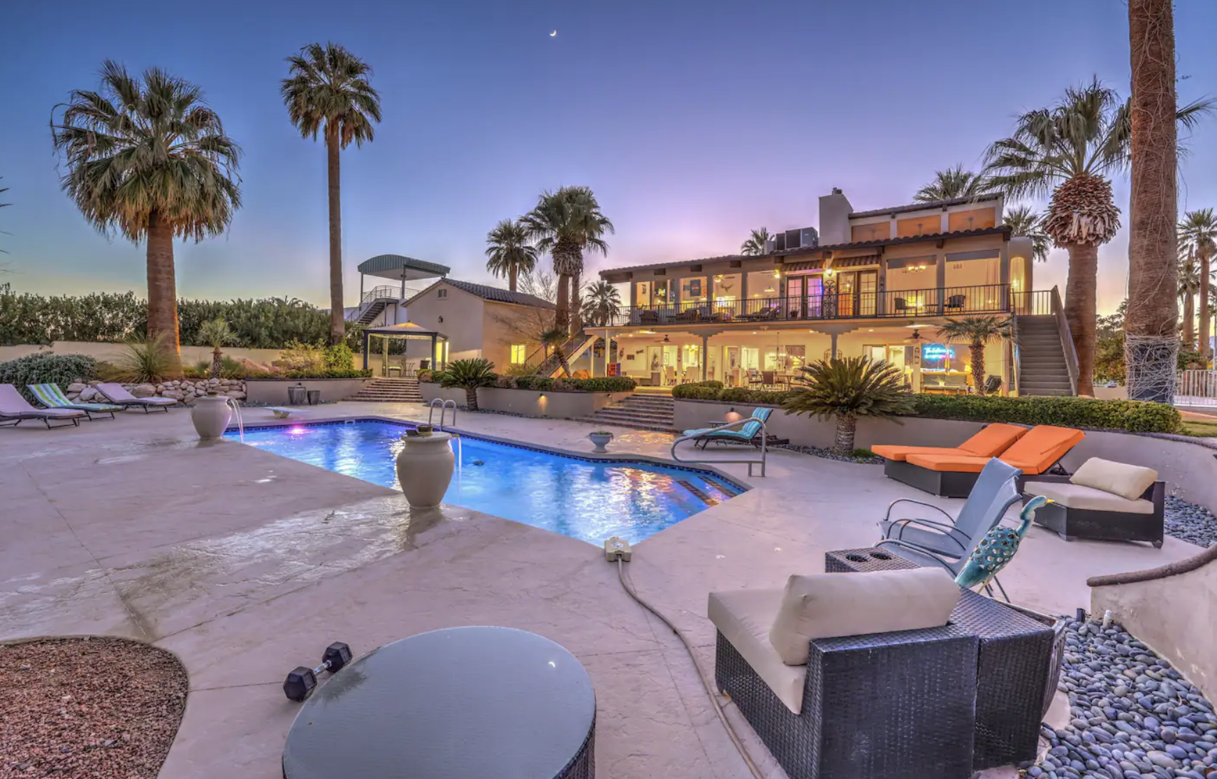 2-Story Airbnb house in Las Vegas with a pool, perfect for a bachelorette weekend
