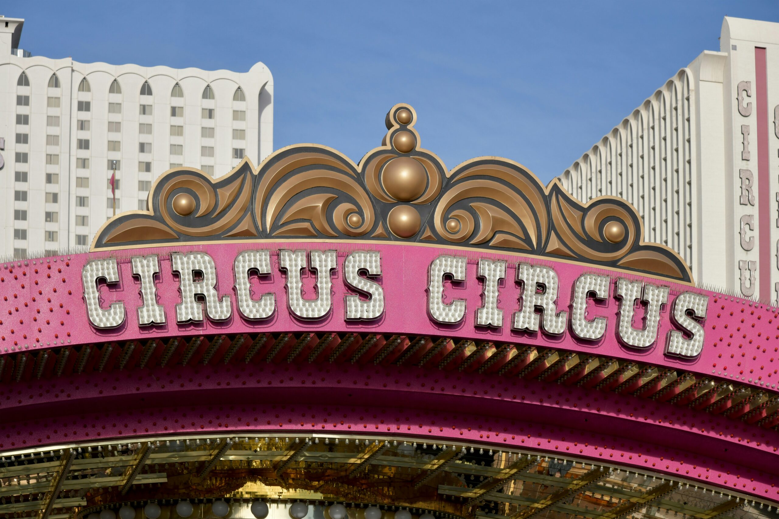 Circus Circus Exterior