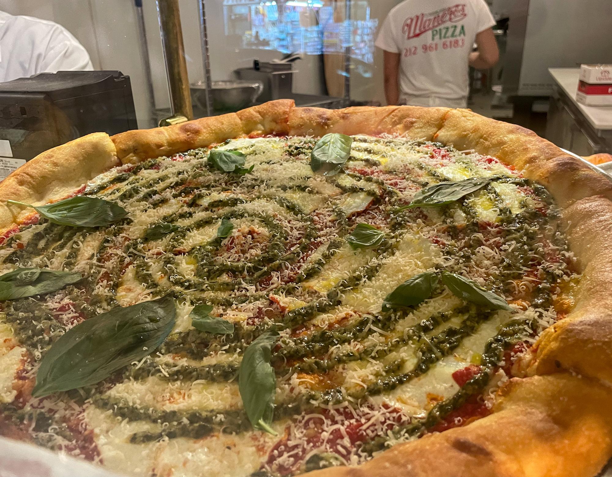 whole pizza - Manettis pizza little Italy